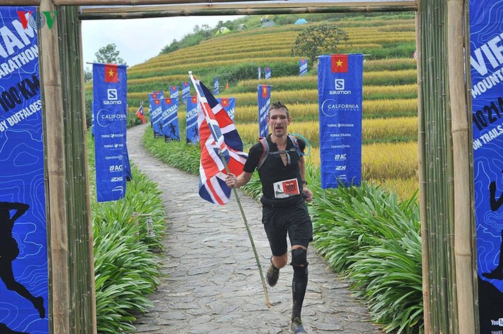 Eindrücke vom Bergmarathon in Sapa - ảnh 14