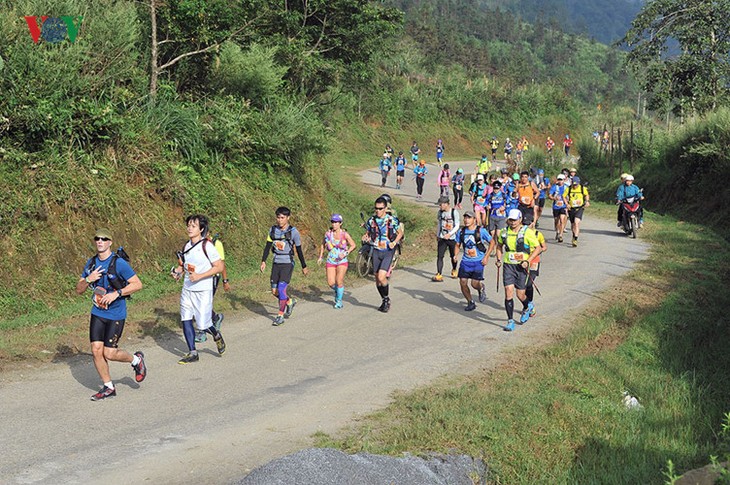 Eindrücke vom Bergmarathon in Sapa - ảnh 2