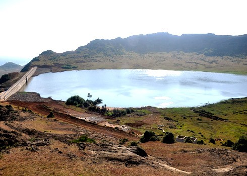 Schöne Landschaft des Bergs Thoi Loi auf Insel Ly Son - ảnh 2