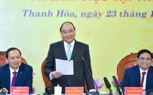 Premierminister Nguyen Xuan Phuc tagt mit Leitung der Provinz Thanh Hoa - ảnh 1