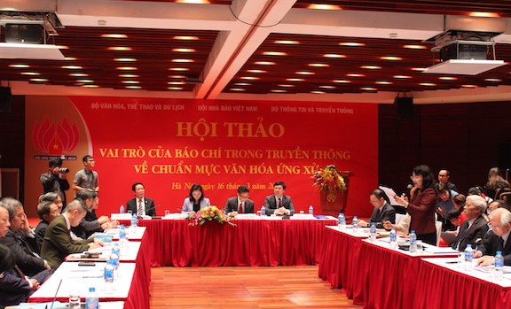 Rolle der Medien zum Standard der Verhaltenskultur - ảnh 1