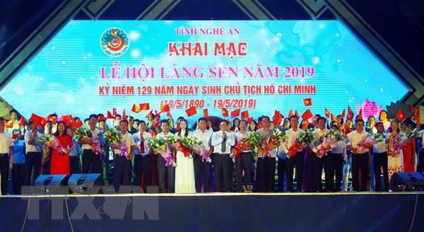 Fest des Sen-Dorfes 2019 eröffnet - ảnh 1