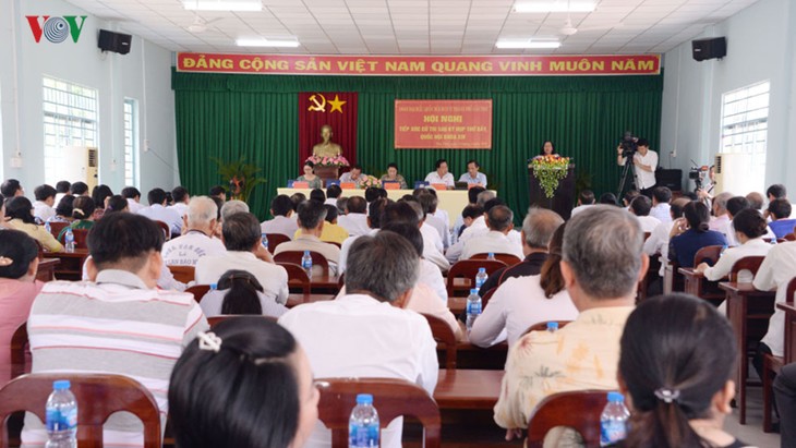 Parlamentspräsidentin Nguyen Thi Kim Ngan trifft Wähler im Kreis Phong Dien in Can Tho - ảnh 1