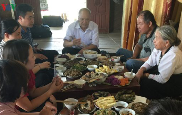 Xip Xi-Fest der weißen Thai in Nordwesten - ảnh 1