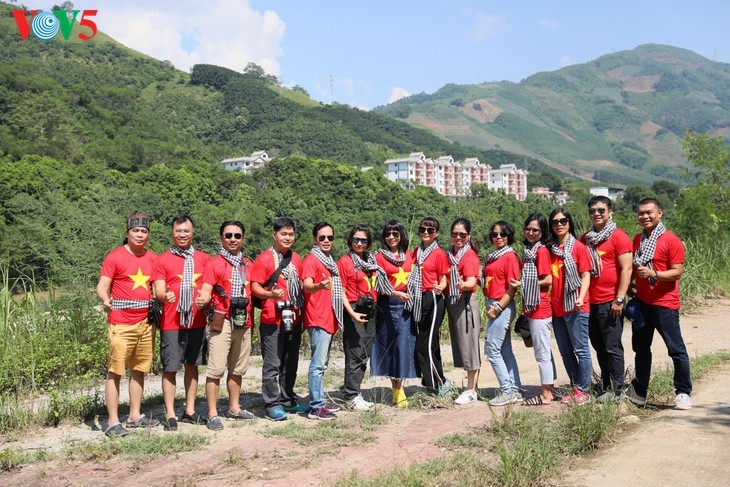 Schöne Reisterrassen in Mu Cang Chai zur Erntezeit - ảnh 11