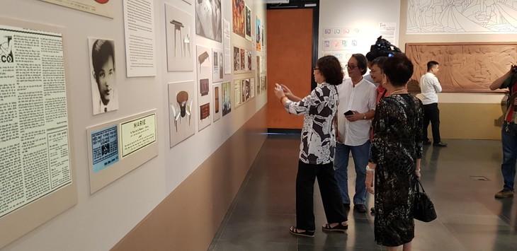 Ausstellung „Kunst Indochinas und angewandte Kunst in Hanoi Anfang des 20. Jahrhunderts“ - ảnh 1