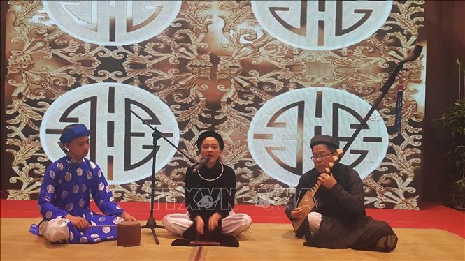 2. Ca-Tru-Gesangsfestival der jungen Talente in Hanoi eröffnet - ảnh 1