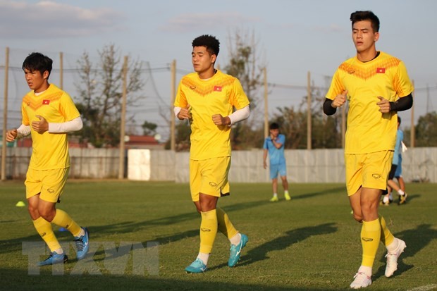 Vietnamesische Fußballnationalmannschaft behält den ersten Platz in Südostasien bei - ảnh 1