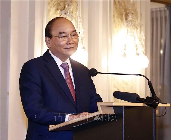 Staatspräsident Nguyen Xuan Phuc trifft führende Unternehmer der Schweiz - ảnh 1