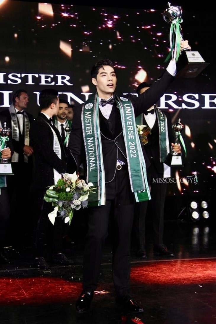 Ngo Hoang Phi Viet wird Mister National Universe 2022 - ảnh 1