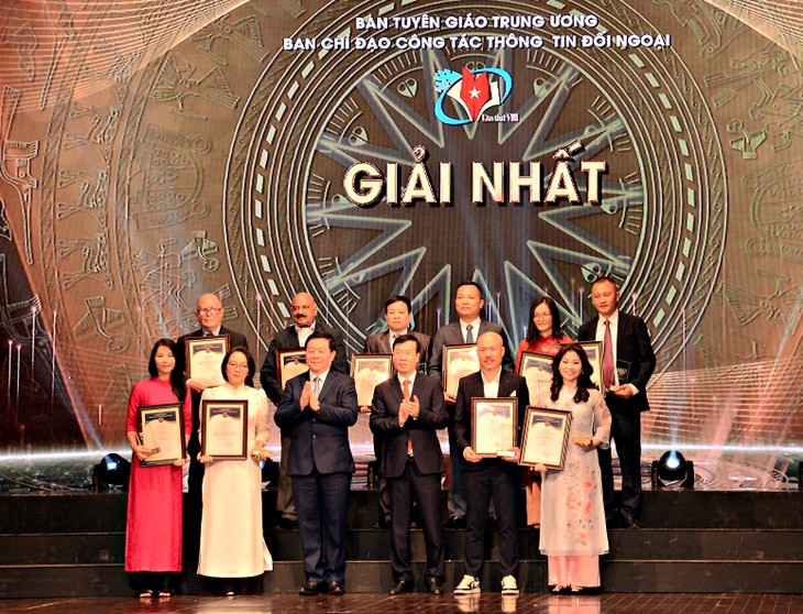 Auswärtige Informationen sollen erneuert werden - ảnh 1