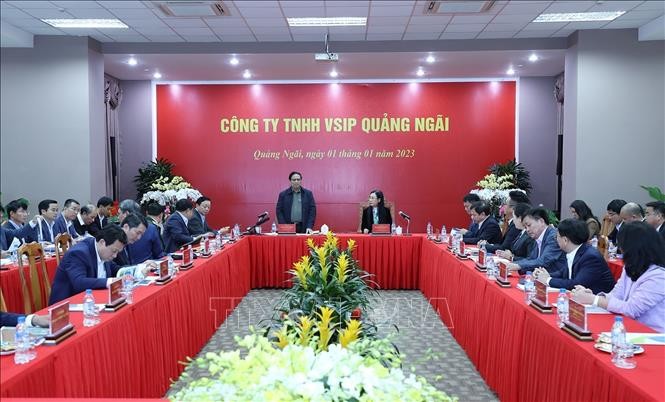 Premierminister Pham Minh Chinh besucht wichtige Wirtschaftsstätten in Quang Ngai - ảnh 1