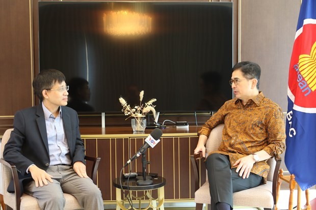 42. ASEAN-Gipfel: Vietnam trägt aktiv zu Wirtschaftsprioritäten der ASEAN bei - ảnh 1