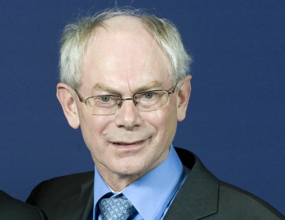 Ketua Dewan Eropa, Herman Van Rompuy melakukan kunjungan resmi ke Vietnam dari 31 Oktober 2012 - ảnh 2