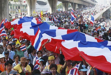 Tentara Thailand dikerahkan untuk menjamin keamanan dan ketertiban - ảnh 1