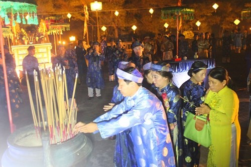 Acara persembahyangan Nam Giao dalam Festival Hue 2014 - ảnh 1