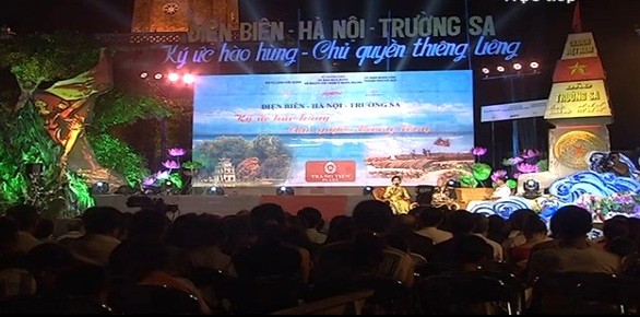 Jembatan televisi Dien Bien-Hanoi-Truong Sa: “Memori yang cemerlang-kedaulatan yang suci” - ảnh 1