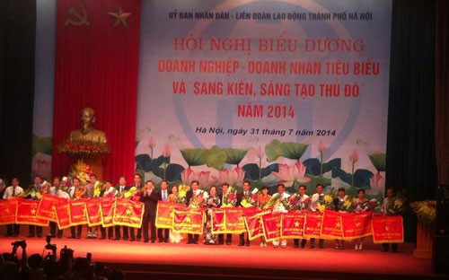 Kota Hanoi menciptakan lingkungan investasi yang longgar - ảnh 1