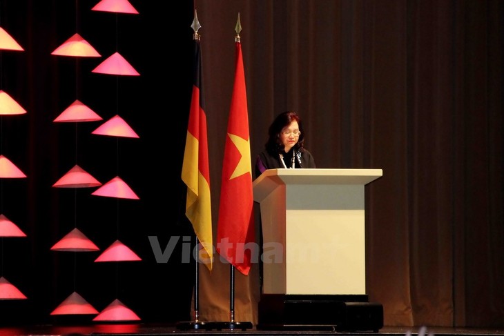 Pembukaan Tahun peringatan ultah ke-40 hubungan diplomatik Vietnam-Jerman (1975 – 2015) - ảnh 1