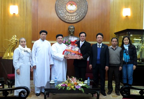 Wakil berbagai agama menyampaikan ucapan selamat Hari Raya Tet kepada Pengurus Besar Front Tanah Air Vietnam - ảnh 1