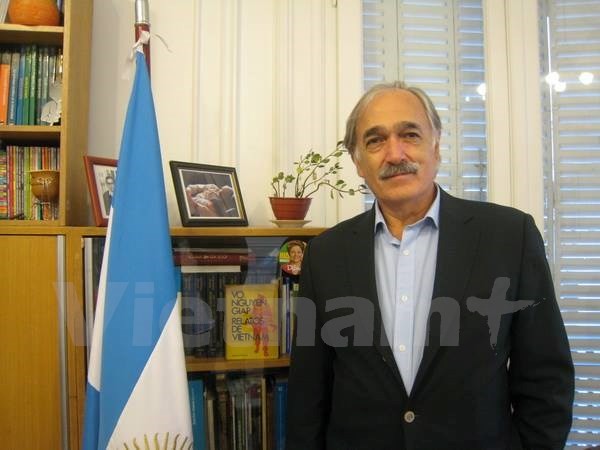 Legislator Argentina menilai tinggi suksesnya IPU-132 di Vietnam - ảnh 1