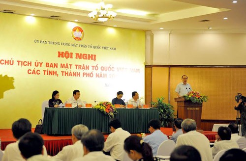 Konferensi Ketua Pengurus Front Tanah Air Vietnam semua provinsi dan kota tahun 2015 - ảnh 1