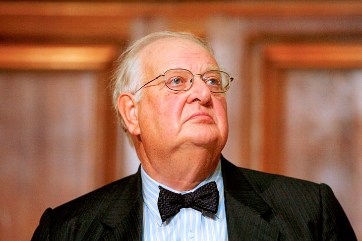 Hadiah Nobel Ekonomi diperoleh Profesor Ekonomi Angus Deaton - ảnh 1