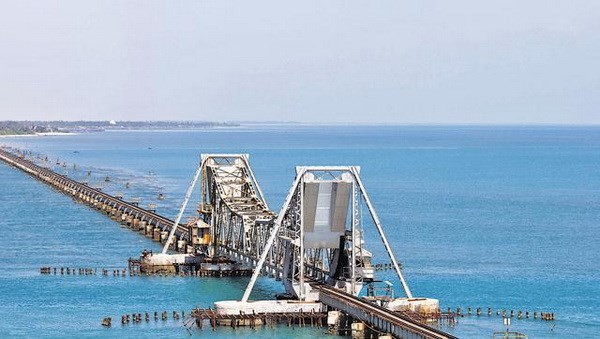 India berencana membangun jembatan dan terowongan lewat laut yang bersambungan dengan Sri Lanka - ảnh 1