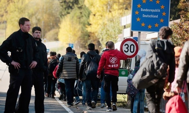 Republik Federasi Jerman mengesahkan paket undang-undang mengenai imigrasi yang kedua - ảnh 1