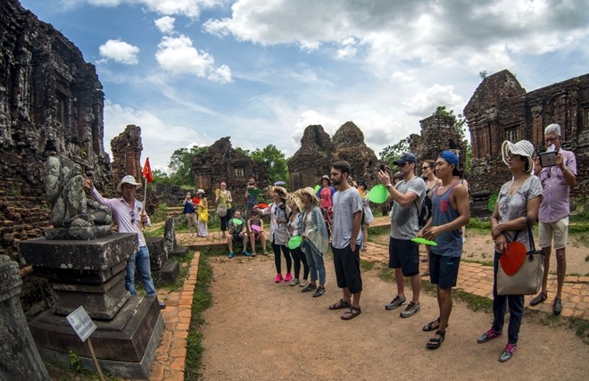 Memuliakan citra Tanah Air Vietnam yang indah melalui Sayembara foto wisata “Vietnam dewasa ini” - ảnh 1