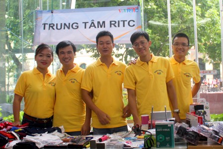 Pekan raya VOV tahun 2016 sehubungan dengan peringatan ultah ke-71 berdirinya VOV - ảnh 15