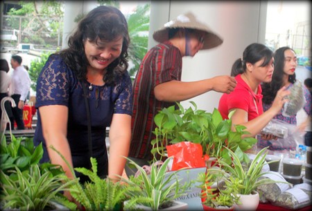 Pekan raya VOV tahun 2016 sehubungan dengan peringatan ultah ke-71 berdirinya VOV - ảnh 20