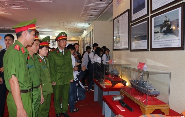 Pameran peta dan dokumen “Hoang Sa, Truong Sa wilayah Vietnam – Bukti-bukti sejarah dan hukum” - ảnh 1