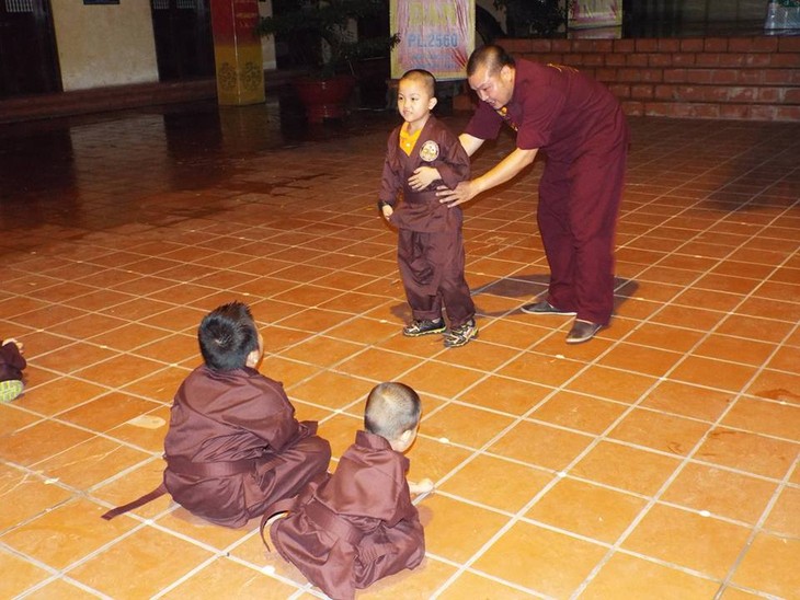 Mengunjungi satu kursus main silat di pagoda Bang A, kota Hanoi - ảnh 8