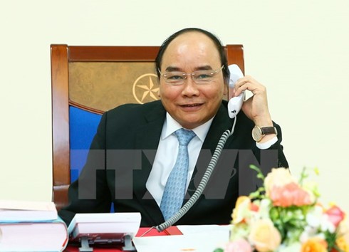 PM Vietnam Nguyen Xuan Phuc melakukan pembicaraan telepon dengan Presiden terpilih AS, Donald Trump - ảnh 1