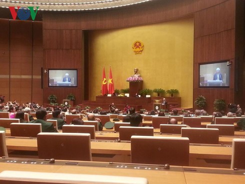 Wakil Ketua MN Vietnam, Uong Chu Luu menerima delegasi veteran perang nasional yang  tipikal - ảnh 1