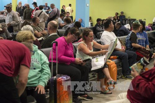 Bandara internasional di Florida, AS dibuka kembali setelah terjadi penembakan - ảnh 1