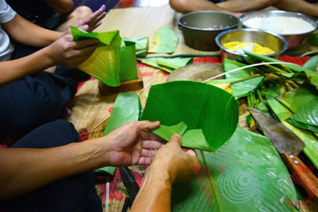 Menyongsong Hari Raya Tet lebih dini di rumah anjungan    - ảnh 9