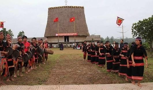 Pesta Budaya Etnis-Etnis Vietnam tahun 2017 “Melodi dari gunung dan hutan” - ảnh 1