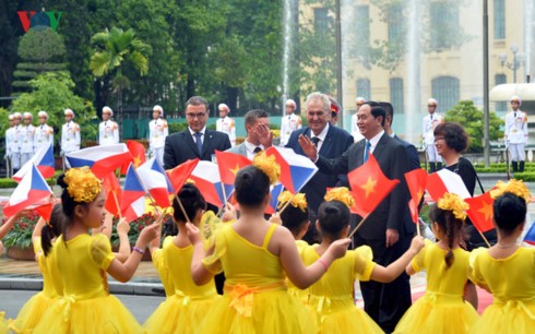  Pernyataan bersama antara Republik Sosialis Vietnam dan Republik Czech - ảnh 1