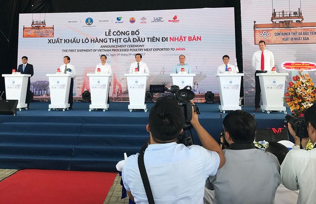  Vietnam mengekspor partai daging ayam yang pertama ke pasar Jepang - ảnh 1