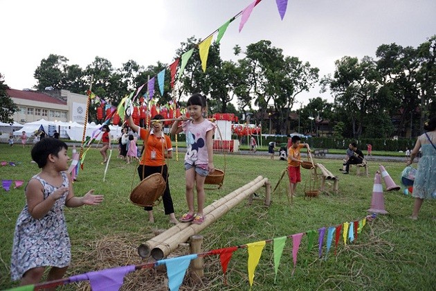 Bergembira dengan Festival  Medio Musim Gugur 2017 - ảnh 1