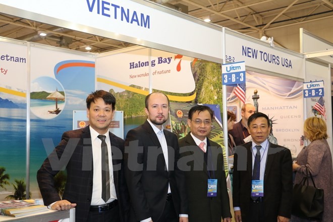 Gerai Vietnam “menyerap kedatangan tamu” pada Pameran ke-24 Pariwisata Internasional Ukraina - ảnh 1