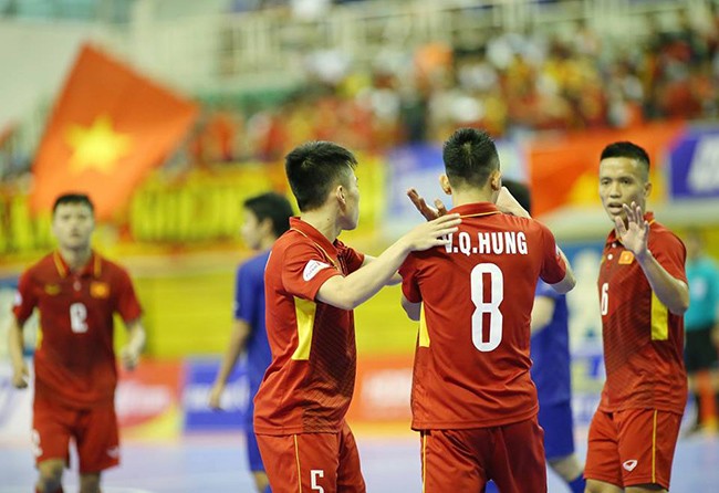  Mengalahkan Taipei, Tiongkok, Tim futsal Vietnam lolos masuk ke babak seperempat final Asia - ảnh 1