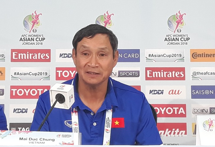 Babak final Asian Cup Putri 2018: Tim sepakbolaVietnam melawan tim  Australia - ảnh 1