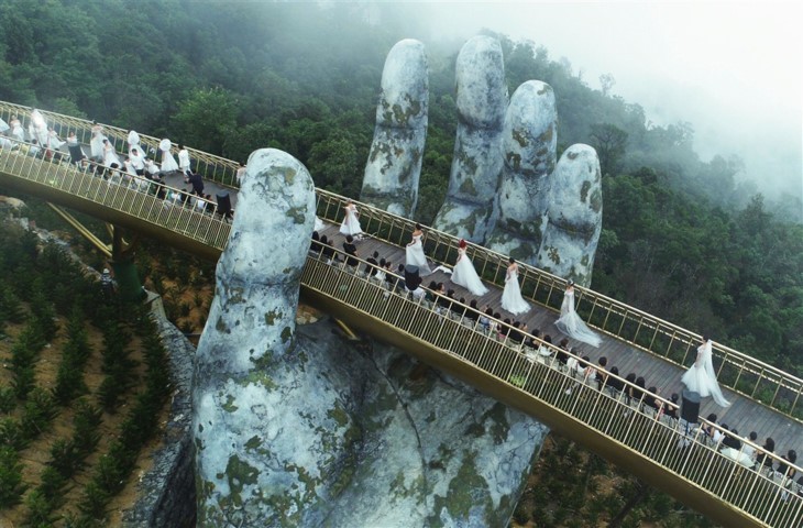 Jembatan emas – Satu adikarya baru di Bukit Ba Na  (Ba Na Hills) - ảnh 8