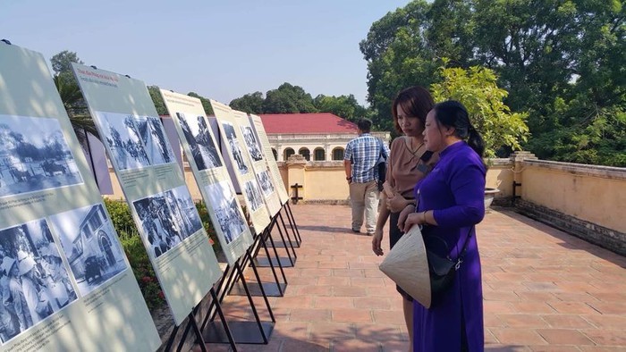 Pameran “Ha Noi :  Detik-detik pada bulan Oktober 1954” - ảnh 1