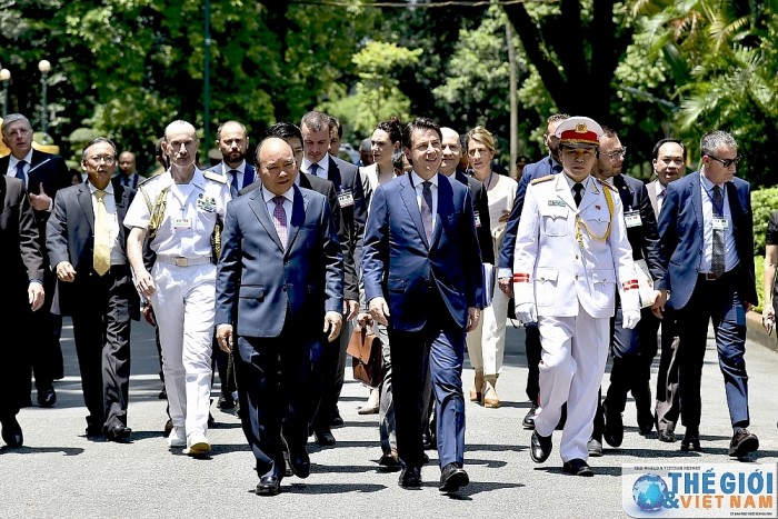 PM Republik Italia, Giuseppe Conte mengakhiri kunjungan resmi di Vietnam - ảnh 1