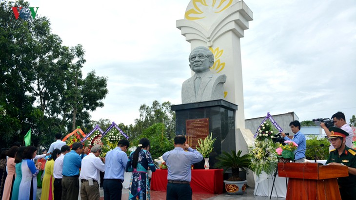 Bapak Sau Dan dalam hati warga di daerah Segi Empat Long Xuyen - ảnh 1