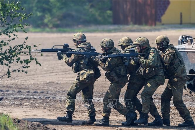 Jerman menolak rekomendasi mengirim angkatan darat ke Suriah dari AS  - ảnh 1